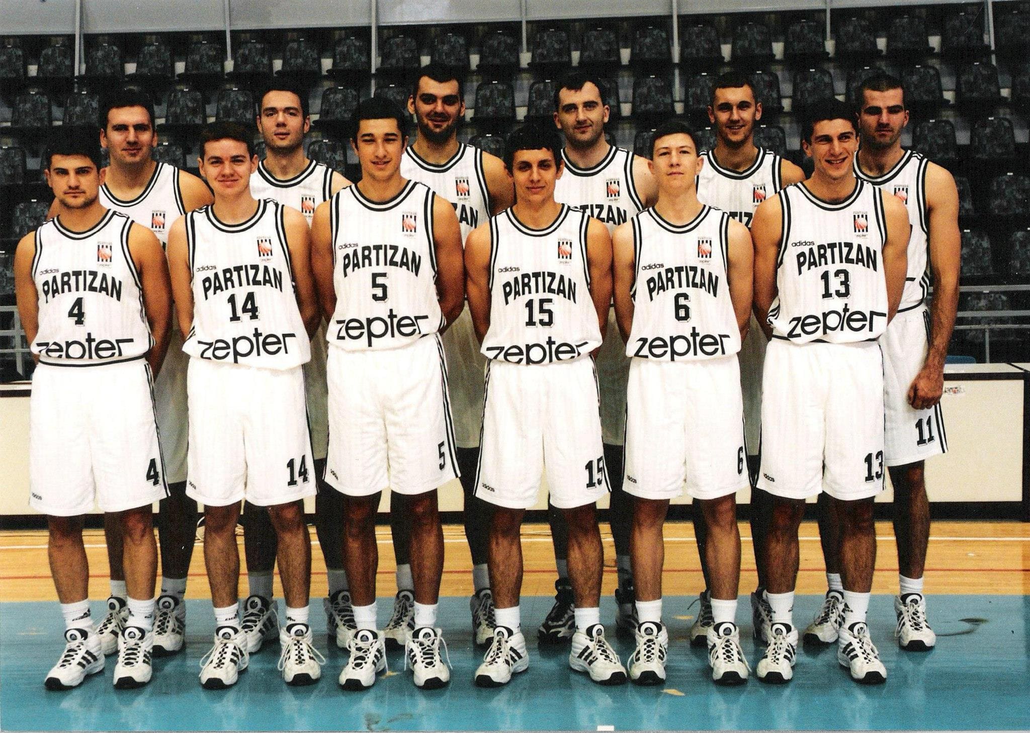 ekipa%20kosarka%209899.jpg
